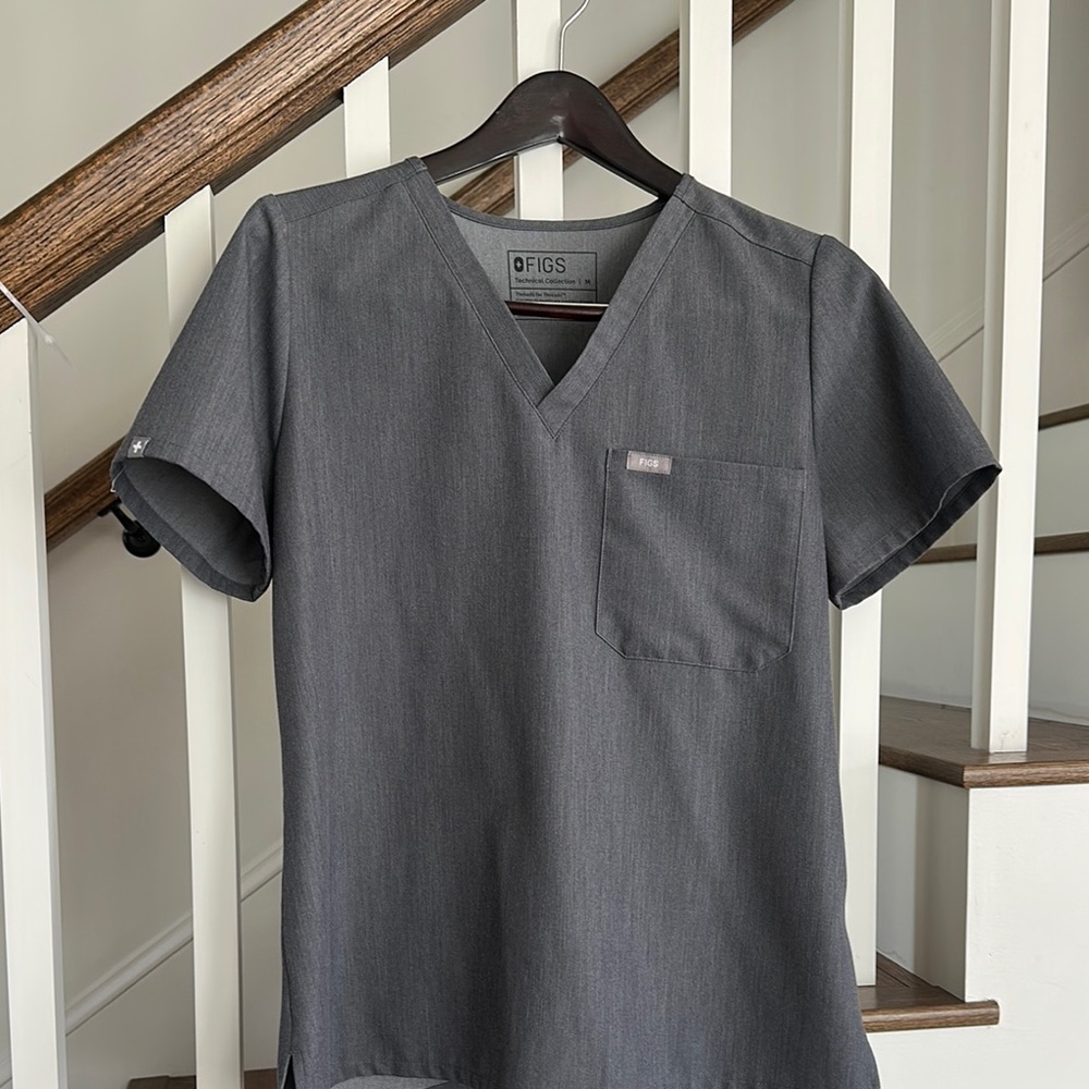 In perfect condition 🏥 worn twice